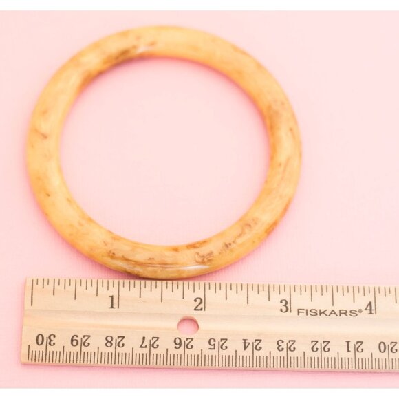 Minimalist Gold Tone Scarred Ring Bangle | 7.85 Inch | Avon H9 - Picture 5 of 5